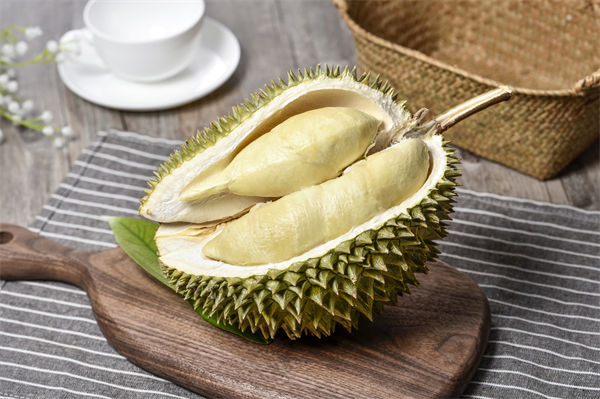榴蓮價(jià)格暴跌50%，有人買(mǎi)了50箱，預(yù)算管理怎么看？